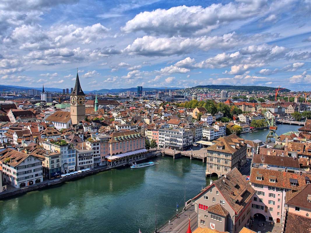Chauffeur Switzerland Taxi transfer to Zurich airport