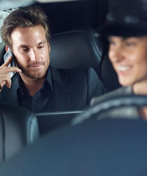 hourly service private taxi chauffeur 500x600 1