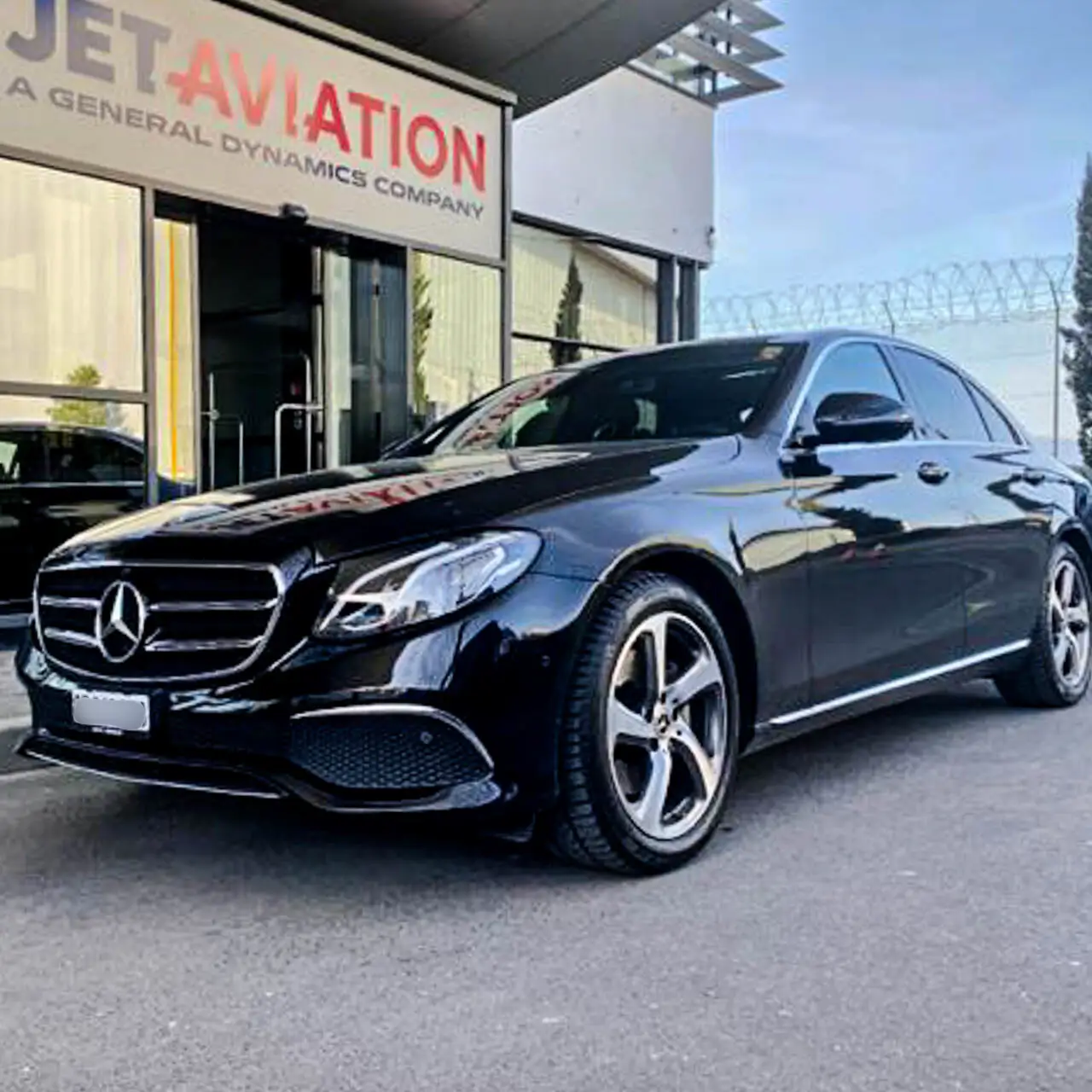 Limousine service in Zurich Limousine-service-in-Zurich-Switzerland-luxury-car