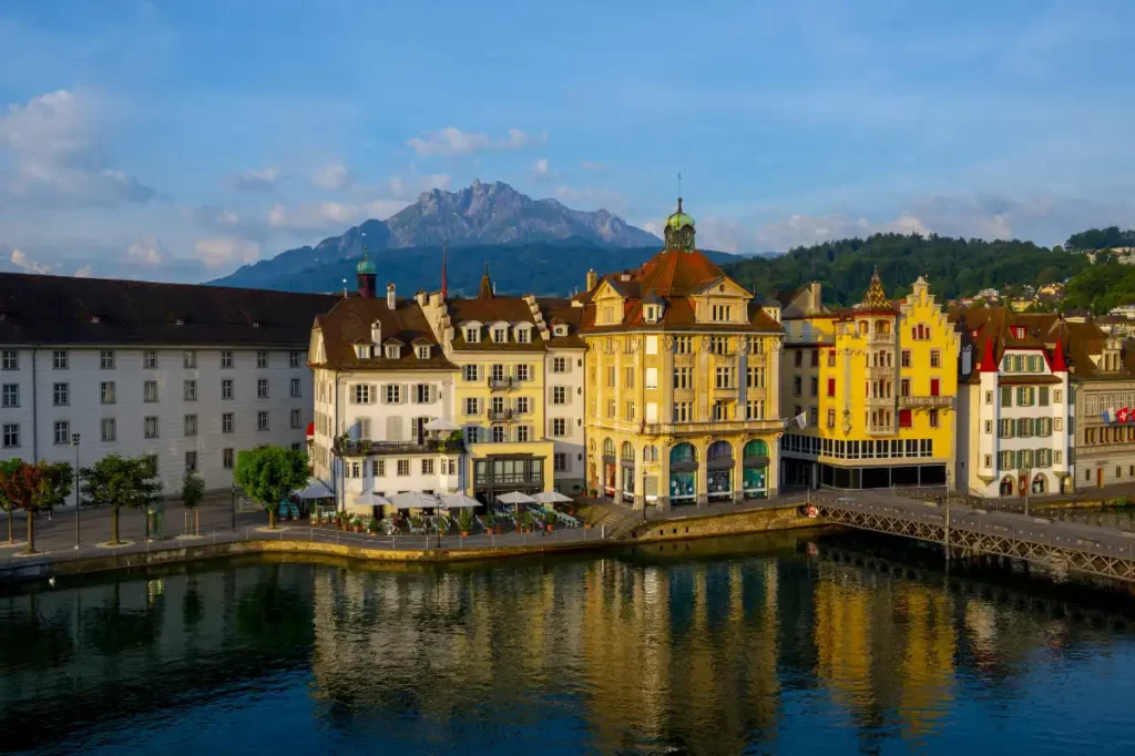 taxi Lucerne to Zurich airport